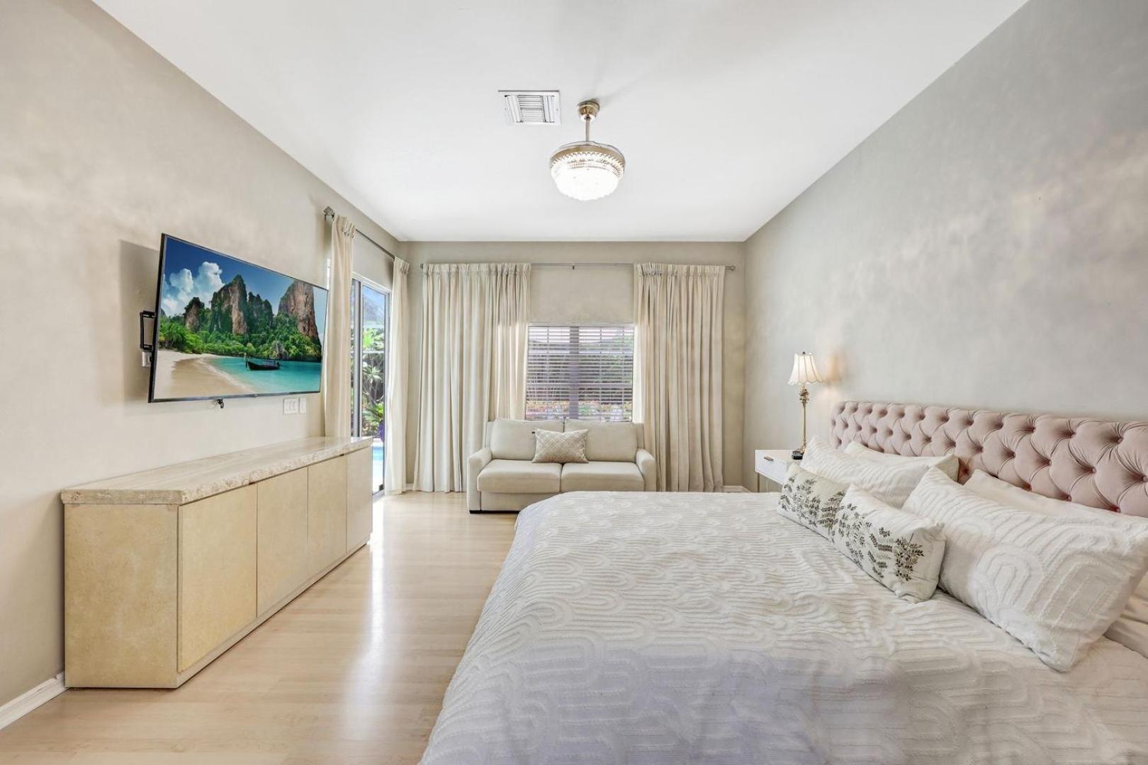 Lux Family 3 Bedroom With Pool Villa Walk To Beach And Mercato เนเปิลส์ ภายนอก รูปภาพ